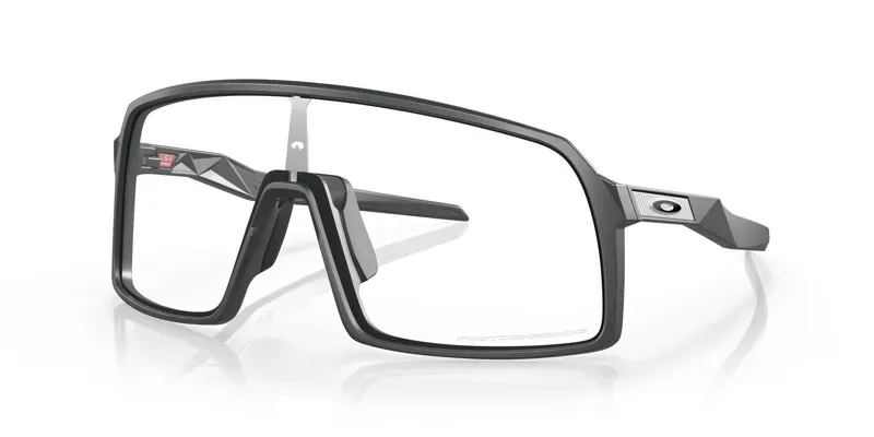 Oakley Sutro OO-9406-98 In Clear To Black Iridium Photochromic Lenses/Matte Carbon Frame