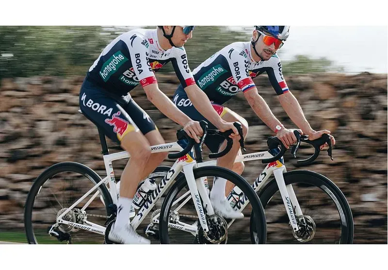 S-Works Tarmac SL8 Team Frameset: Red Bull - BORA - Hansgrohe Red Bull Bora White-4