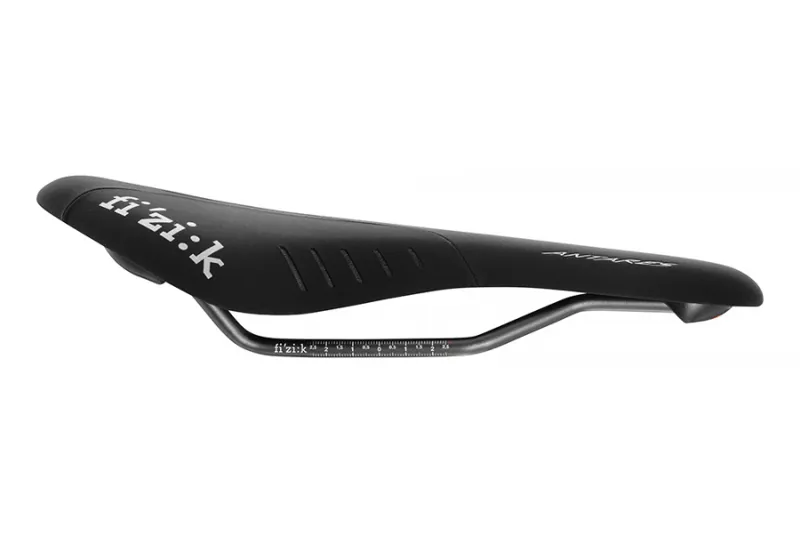 Fizik Antares R3 Saddle Regular 142mm Width in Black