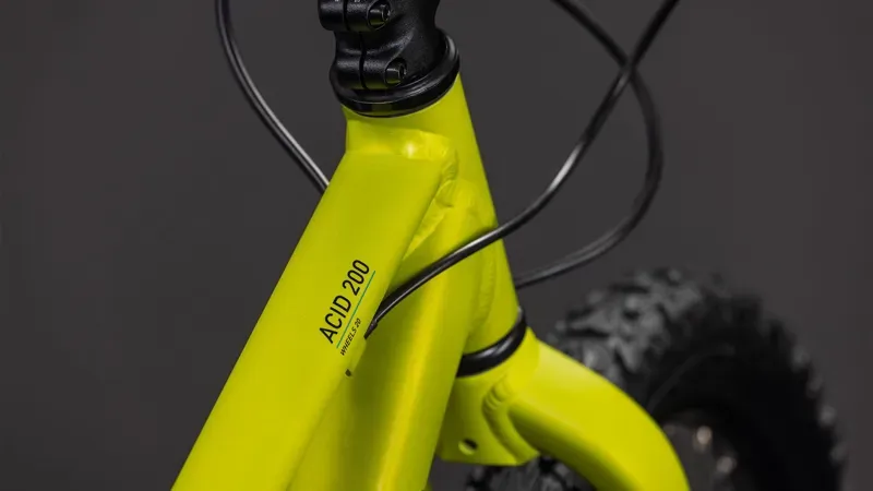 Cube Acid 200 Disc Kids Bike in Lizard/Blue-2