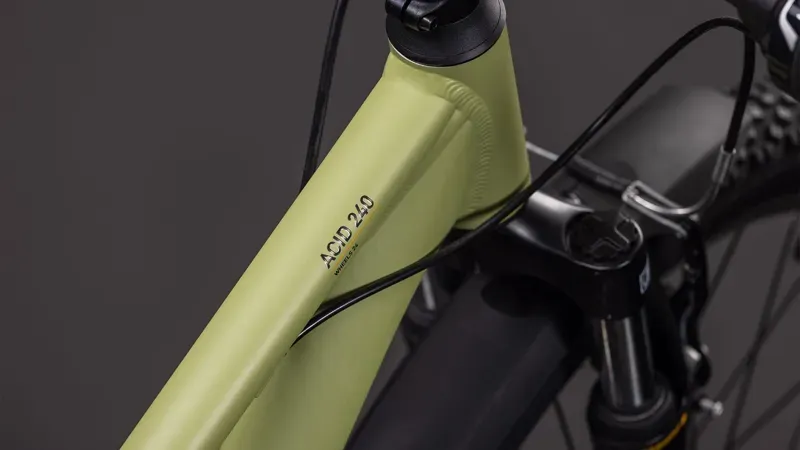 Cube Acid 240 FE Kids Bike in Light Olive/Orange-2