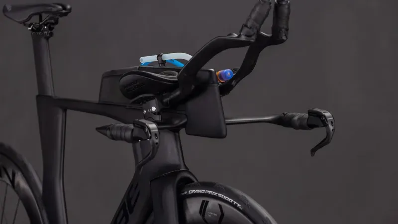 Cube Aerium C:68X SLX Road Bike In Carbon/Black-7