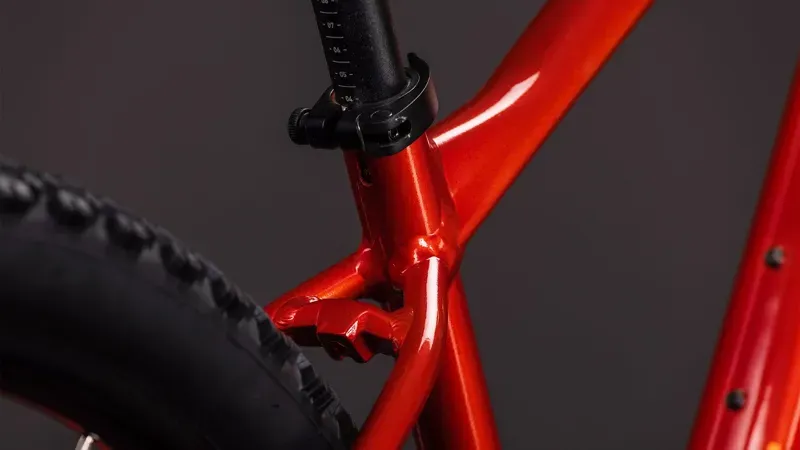 Cube Aim One Mountain Bike in Sundowner/Black-3