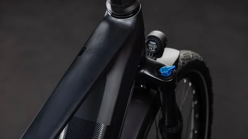 Cube Kathmandu Hybrid Pro 800 eHybrid Bike in Sunglow/Chrome-5