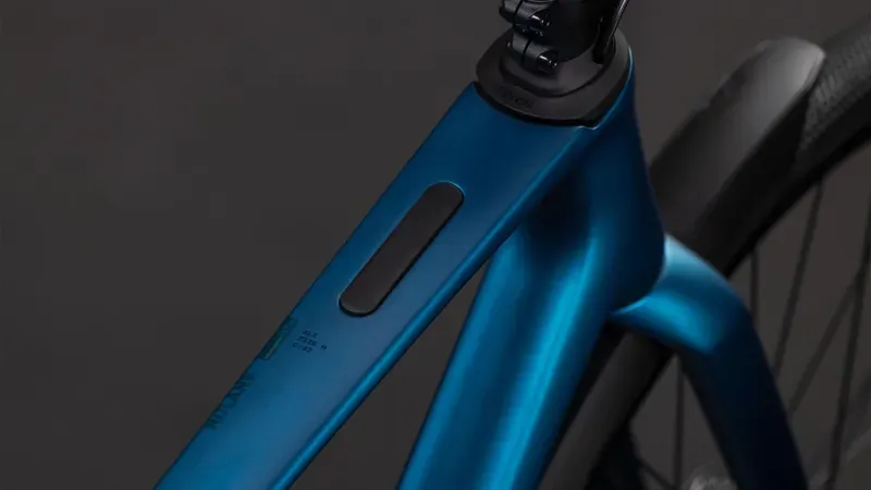 Cube Nulane C:62 SLX FE Gravel Bike in Electric Blue/Blue-2