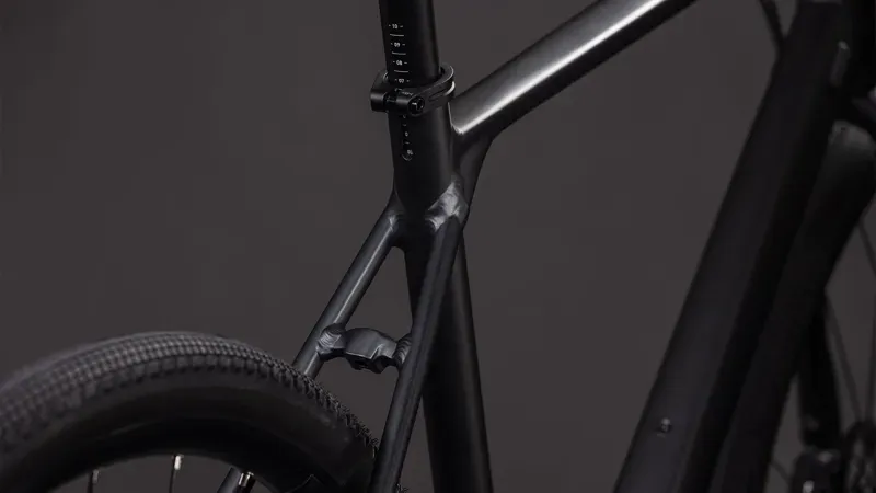 Cube Nulane Pro Gravel Bike in Grey/Chrome-3