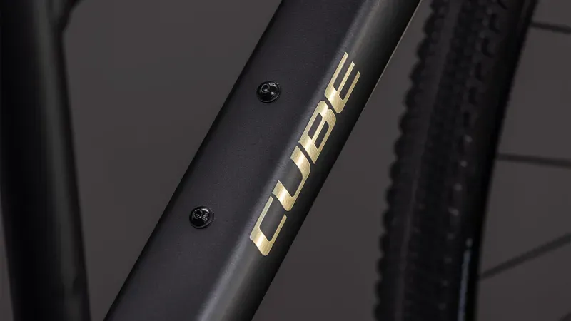 Cube Nulane Pro Gravel Bike in Grey/Chrome-8