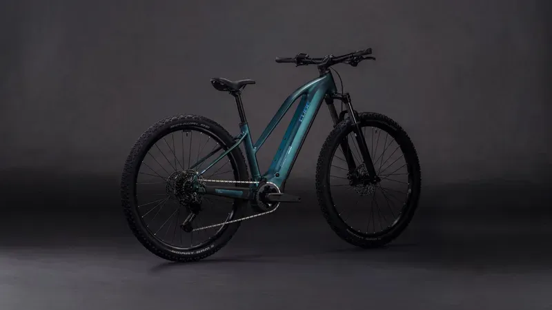 Cube Reaction Hybrid One 800 E-MTB in Royal Green/Prism-3