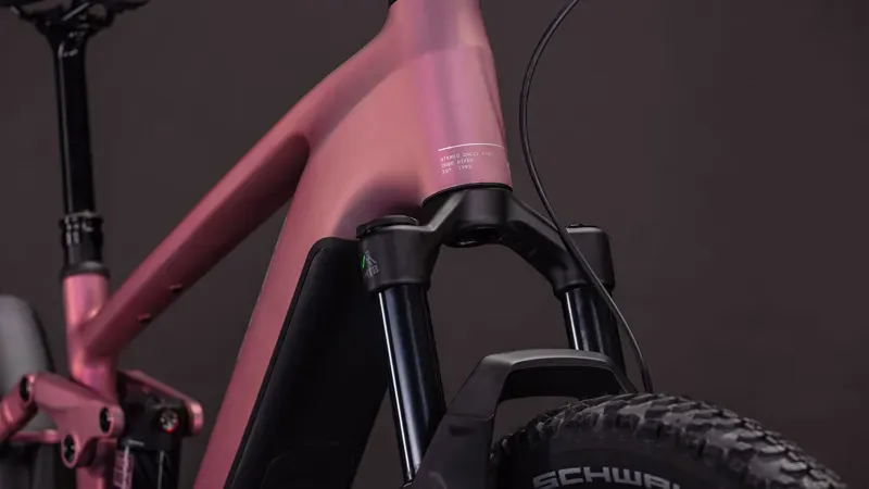 Cube Stereo Hybrid one22 Race 800 E-Hybrid Bike In Shift Blush/Black-4