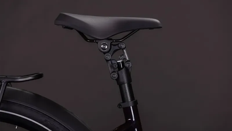 Cube Supreme Hybrid Comfort Pro 600 eHybrid Bike in Solar Eclipse/Gold-5