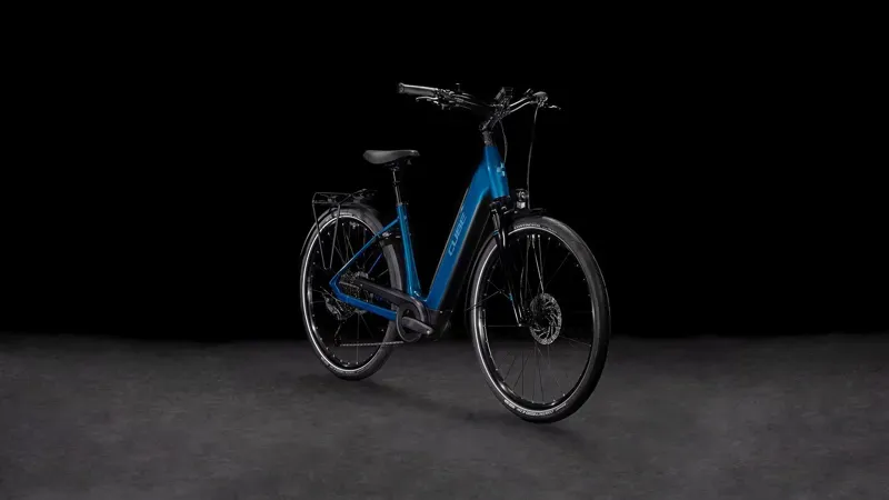 Cube Supreme Hybrid Pro 625 City E-Bike In Electric Blue/Black-1