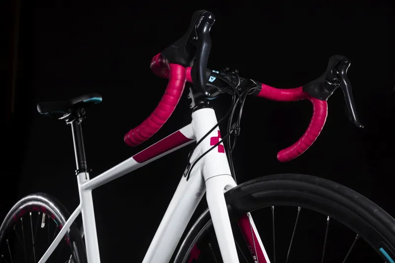 Cube Axial Pro Disc Womens 2019 White/Berry-2