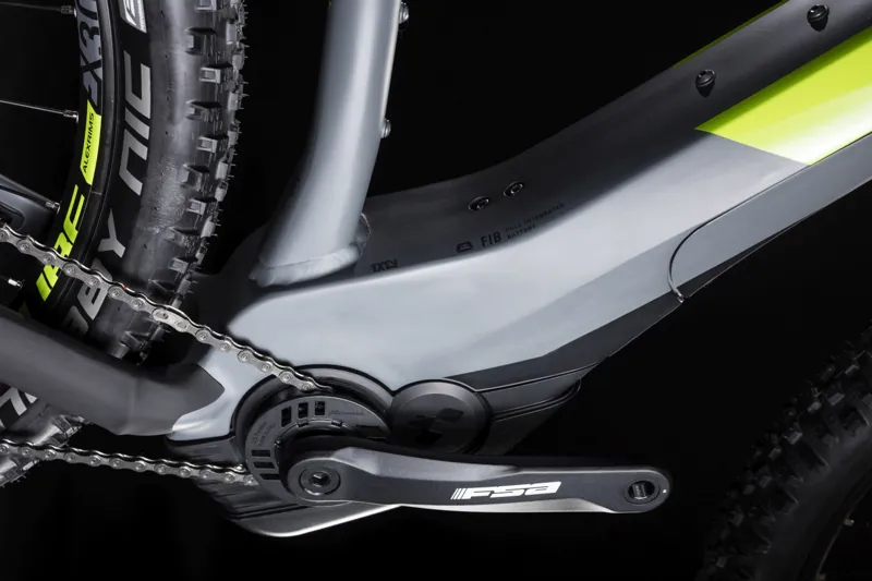 cube reaction hybrid eagle 500 grey ́n ́green 2019