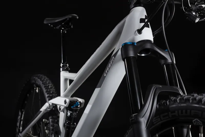 Cube Stereo 140 Carbon Race 27.5 2019 Mens Grey/White-2