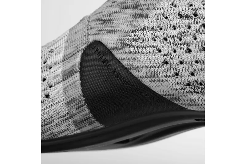 Fizik R1 Infinito Knit Road Shoe in Grey Marl and Black