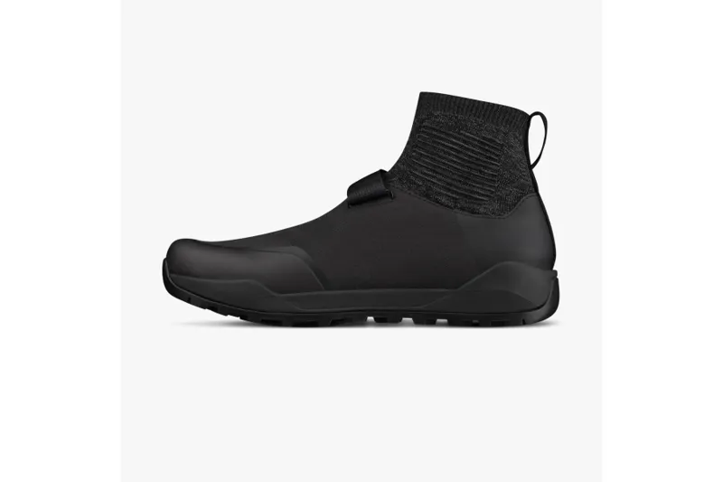 Fizik X2 Clima Waterproof SPD Compatible MTB Boot in Black-4