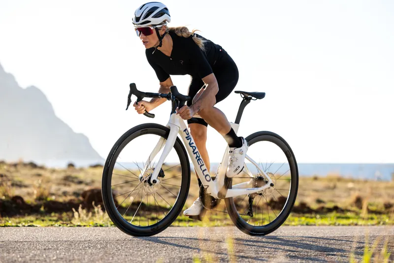 Pinarello F7 Disc Road Bike Shimano Ultegra di2 in Fastest Blue -9