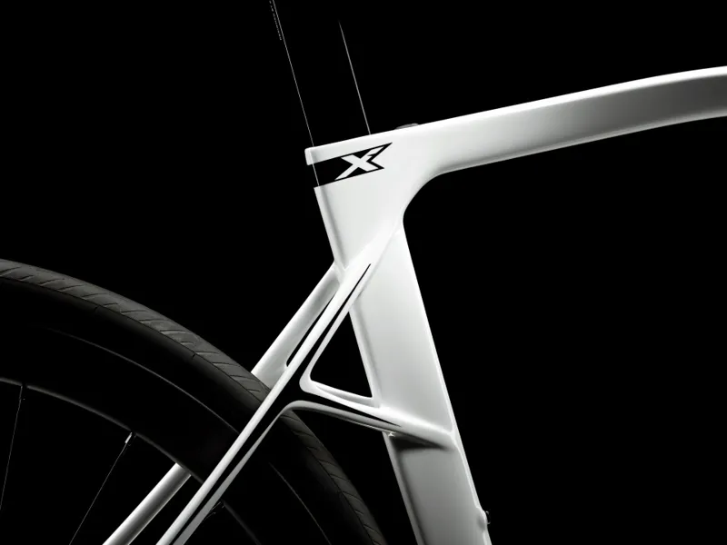 Pinarello X5 Disc105 di2 Road Bike White-4