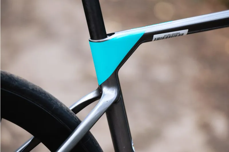 2022 Merida Scultura 7000 MY22 Road Bike in Grey-2