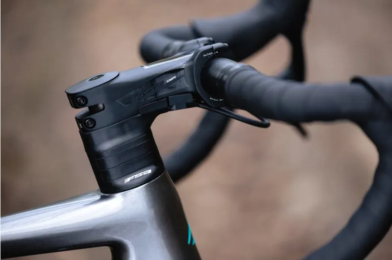 2022 Merida Scultura 7000 MY22 Road Bike in Grey-7