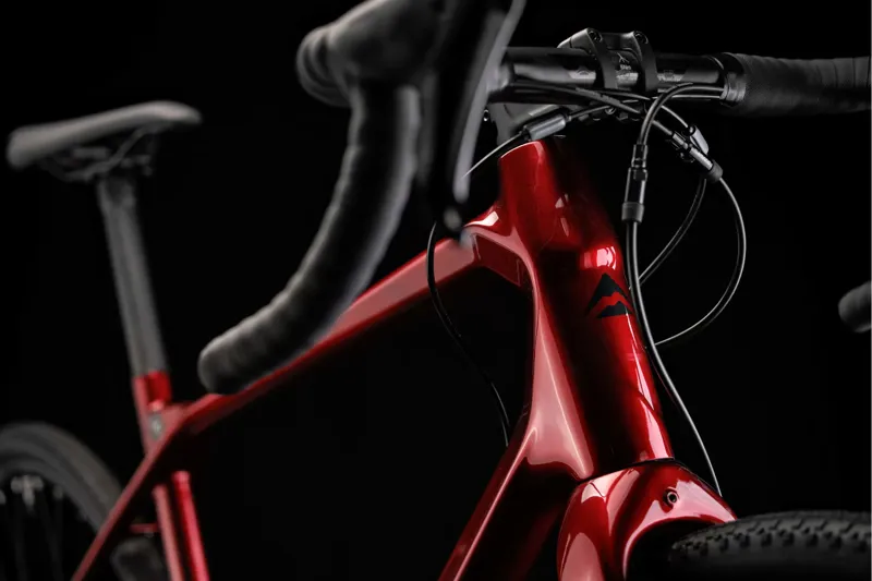 Merida Silex 4000 Carbon Road and Gravel Bike in Red and Black-2