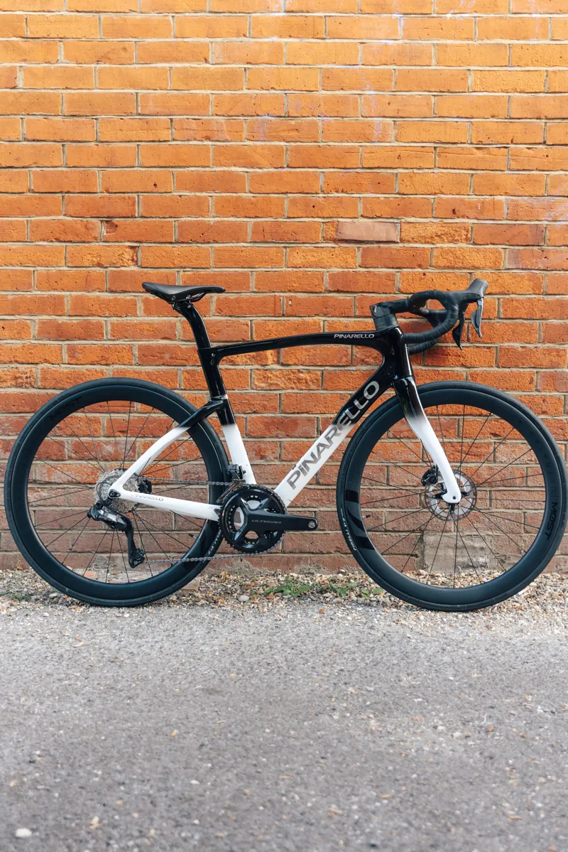 2025 Pinarello F7 Disc Ultegra Di2 Lunar White  EX DEMO