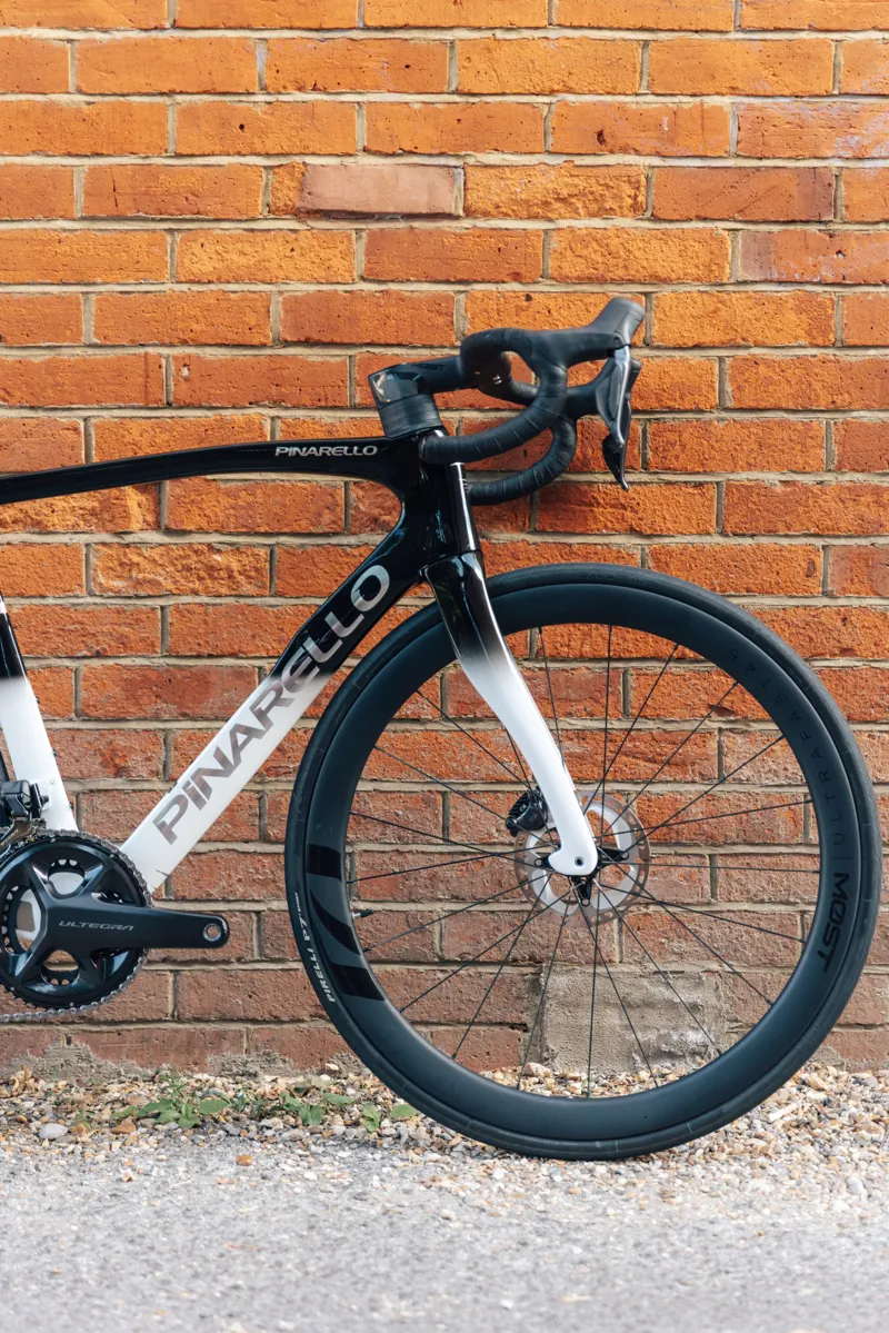 2025 Pinarello F7 Disc Ultegra Di2 Lunar White  EX DEMO-1