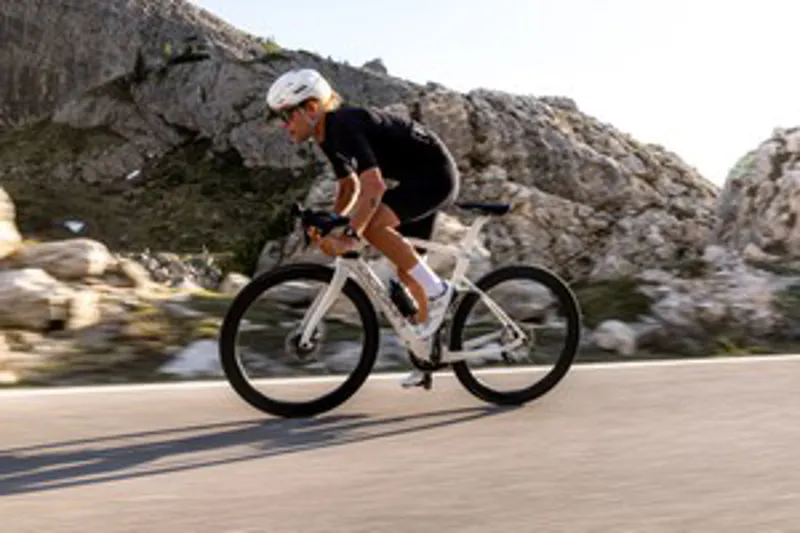 2027 Pinarello Dogma X Frame Kit Etna Lucente-6