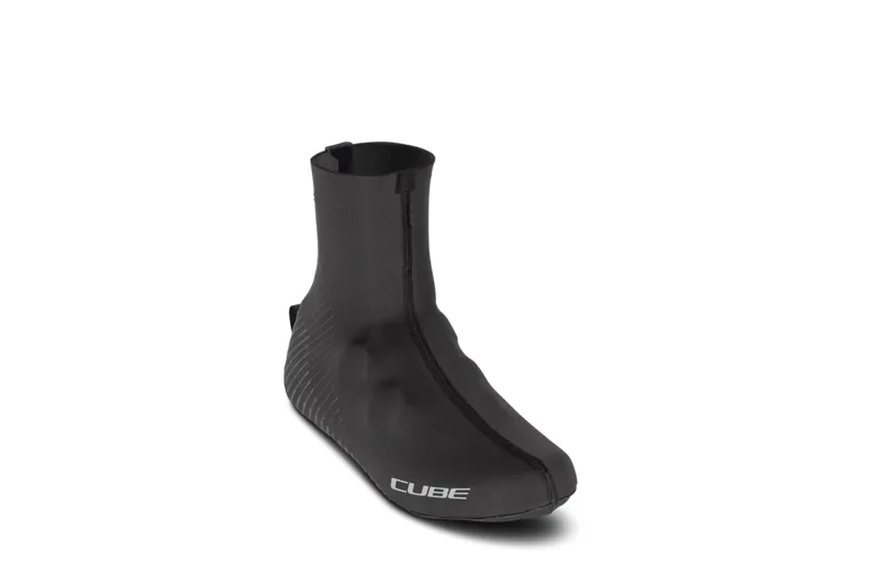 Cube Neoprene Road Shoe Cover in Black