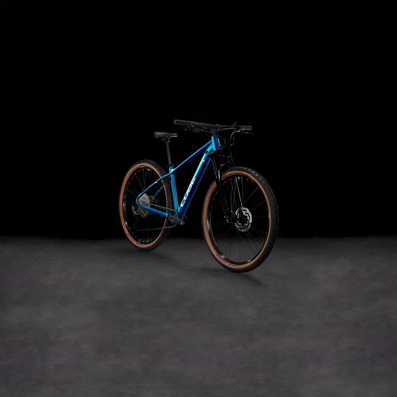 2025 Cube Attention Pro Mountain Bike in Teal and White-7