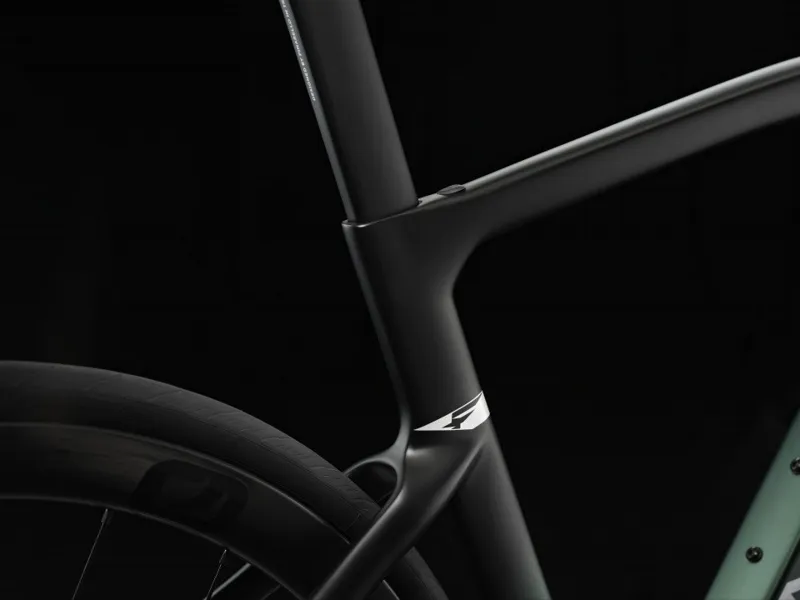 2024 Pinarello F7 Disc Carbon Road Bike Ultegra Di2 Furious Black -4