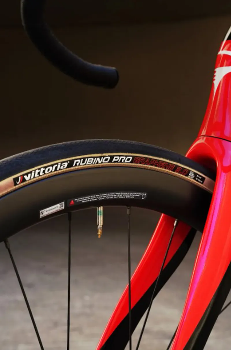 2024 Pinarello F7 Disc Carbon Road Bike Ultegra Di2 Razor Red -3