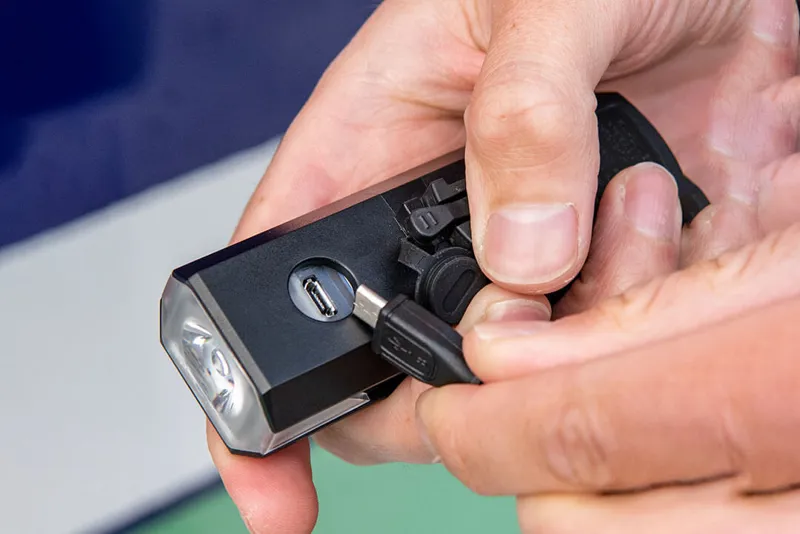 Brompton 500LM Front Light-1