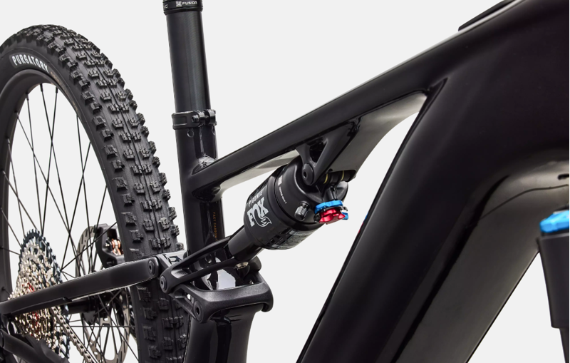 Specialized Turbo Levo R Expert EMTB in Gloss Carbon-5
