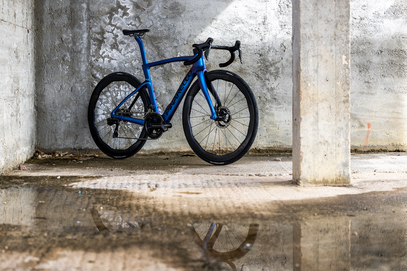 2025 Pinarello Dogma F Disc Road Frame Kit Luxter Blue-4