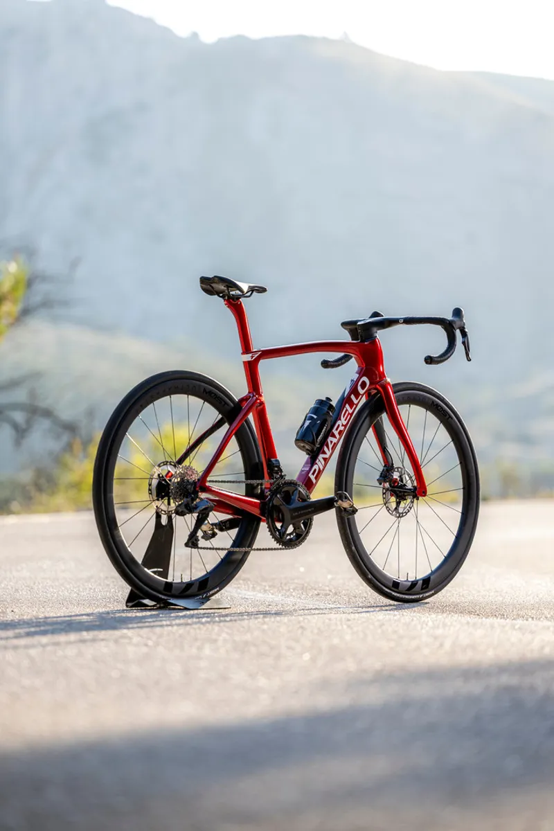 2026 Pinarello F7 Starry Red Shiny Ultegra di2-4