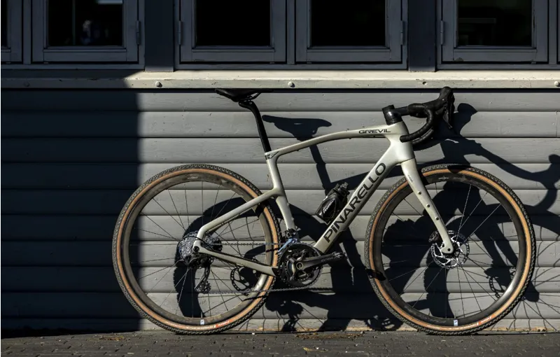 2027 Pinarello Grevil F1 Shimano GRX Soniqal Atlai -7