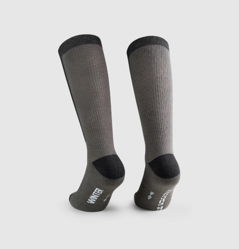 Assos TACTICA Winter Socks T5 Black Series-1