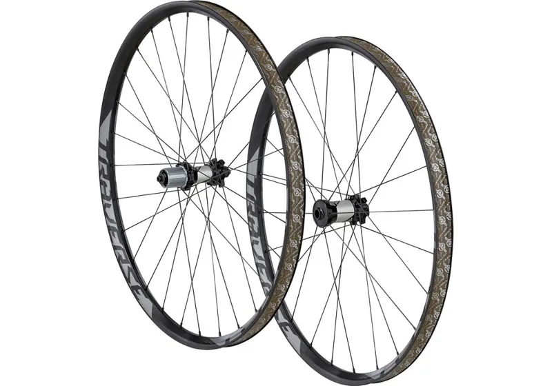 Roval Traverse 650b Wheelset