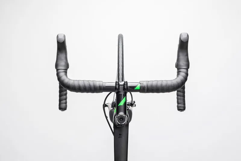 Cube Agree 2018 C:62 Carbon/Green-1