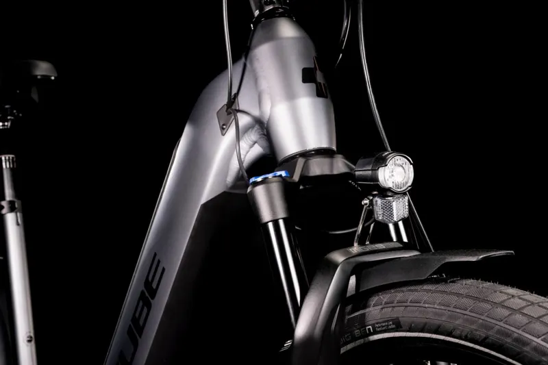 2022 Cube Kathmandu Hybrid Pro 625 Electric Bike in Grey and Black-1