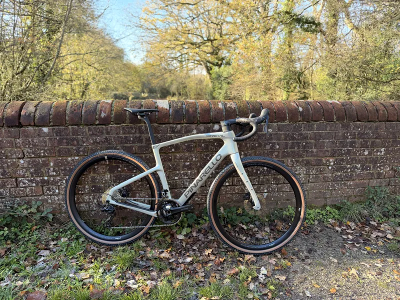 Pinarello Grevil F1 CH340 Shimano GRX 610 Gravel Bike in Comet Silver-4