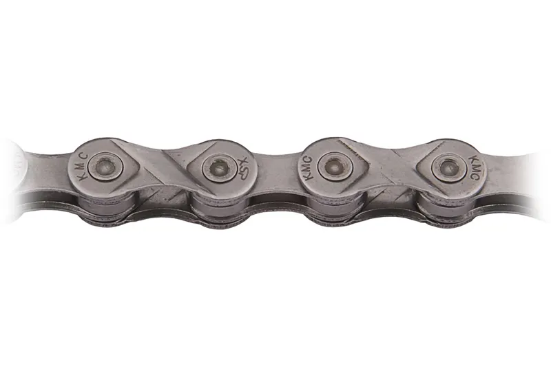 KMC E10 10-Speed 122 Link Chain in Silver