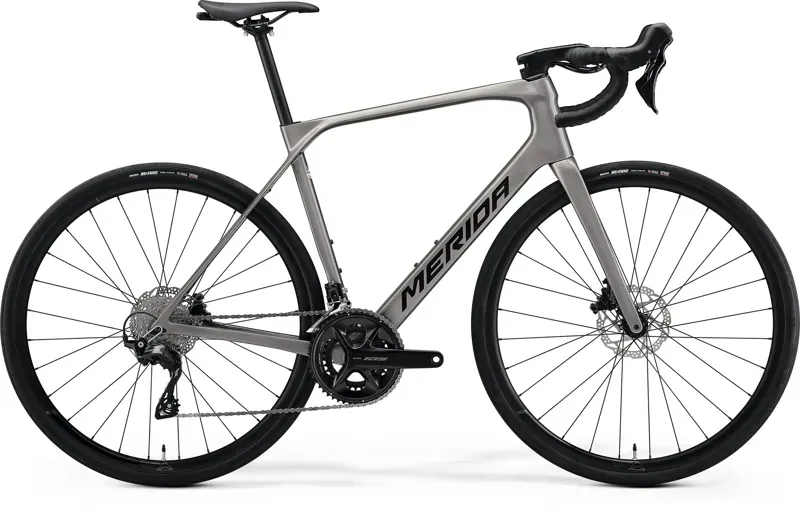 Merida Scultura Endurance 4000 Road Bike in Grey/Black