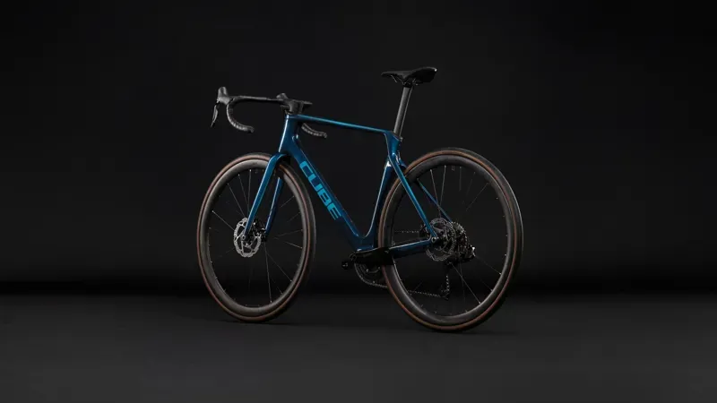 Cube Agree C:62 One Road Bike in Midnight Teal/Sea-4
