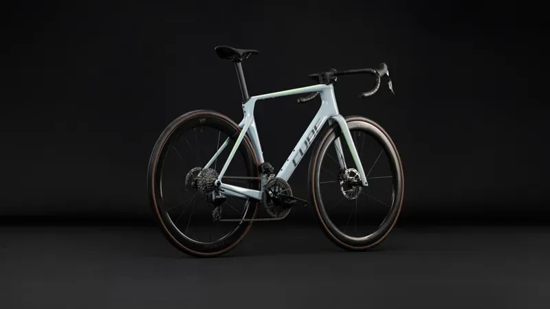 Cube Agree C:62 EX Road Bike in Glacier/Black-2