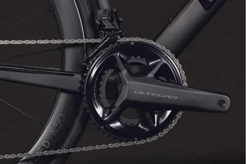 Cube Agree C:62 Pro Road Bike in Carbon/Black-8