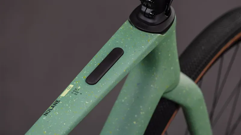 Cube Nulane C:62 SLT Gravel Bike in Green Smoothie/Green-2